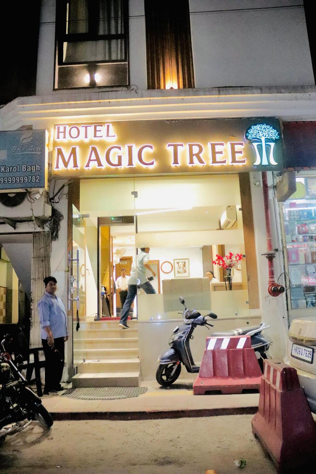 Hotel Magic Tree Karol Bagh Metro Station New Delhi Bagian luar foto